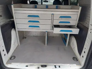36. e - aukce ČEZ PEUGEOT PARTNER, RZ9T03687
