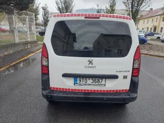 36. e - aukce ČEZ PEUGEOT PARTNER, RZ9T03687