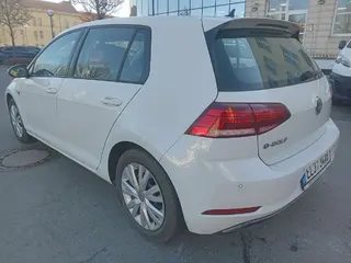 VŘ č. 12 ČEZ VOLKSWAGEN GOLF 100kW 136 PS e-Golf, RZ EL334AB