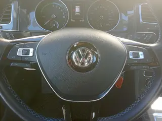 VŘ č. 12 ČEZ VOLKSWAGEN GOLF 100kW 136 PS e-Golf, RZ EL334AB