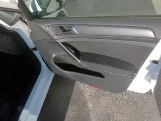 VŘ č. 12 ČEZ VOLKSWAGEN GOLF 100kW 136 PS e-Golf, RZ EL334AB
