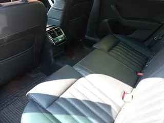 48. e - aukce ČEZ Škoda Superb Combi Grt, RZ 1TN7987