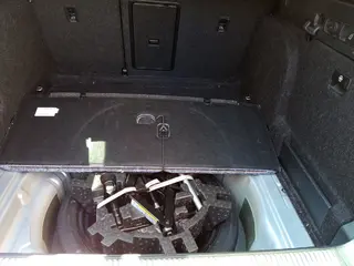 48. e - aukce ČEZ Škoda Superb Combi Grt, RZ 1TN7987