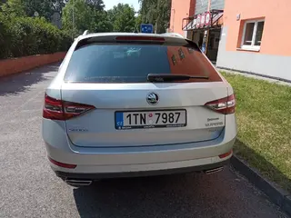 48. e - aukce ČEZ Škoda Superb Combi Grt, RZ 1TN7987