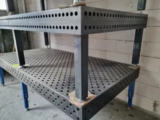C-Mec 291 svařovací stůl SIEGMUND 1 ks. - 3 000 mm x 1 500 mm