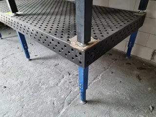 C-Mec 292 svařovací stůl SIEGMUND 1 ks. - 3 000 mm x 1 500 mm