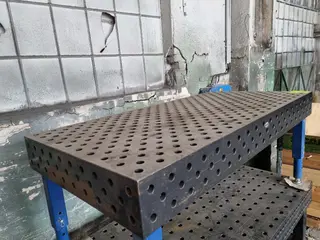 C-Mec 293 svařovací stůl SIEGMUND 1 ks. - 1 500 mm x 1 000 mm