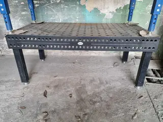 C-Mec 294 svařovací stůl SIEGMUND 1 ks. - 1 500 mm x 1 000 mm