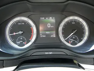 30. e - aukce ČEZ ŠKODA KAROQ, RZ 1TI5145_opakovaná