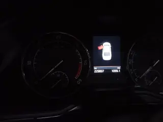 32. e - aukce ČEZ ŠKODA SUPERB, RZ 1TF8471