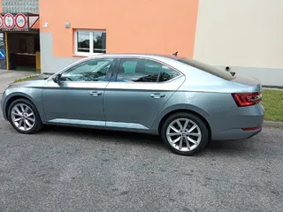 32. e - aukce ČEZ ŠKODA SUPERB, RZ 1TF8471