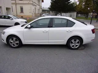 35. e-aukce ČEZ ŠKODA OCTAVIA, RZ 1TH8534