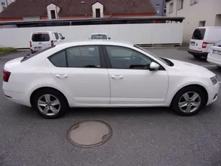 35. e-aukce ČEZ ŠKODA OCTAVIA, RZ 1TH8534