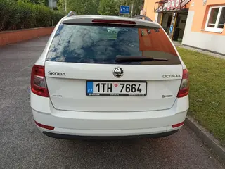 32. e - aukce ČEZ ŠKODA OCTAVIA, RZ 1TH7664