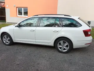 32. e - aukce ČEZ ŠKODA OCTAVIA, RZ 1TH7664