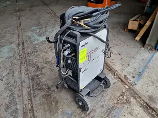 C-Mec 321 Svařovací přístroj TETRIX 230 AC/DC COMFORT 8P TM