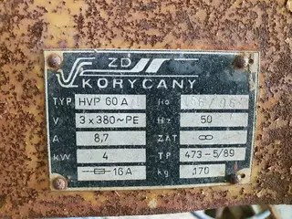PSJ 33. Konstrukční pila na dřevo