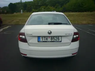 32. e - aukce ČEZ ŠKODA OCTAVIA, RZ 1TH8526