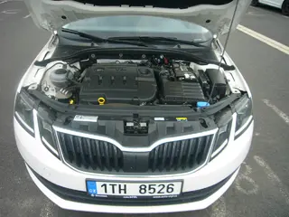 32. e - aukce ČEZ ŠKODA OCTAVIA, RZ 1TH8526
