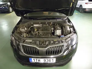 48. e - aukce ČEZ Škoda Octavia Ambition 1,0 TSI, RZ 1TH9361