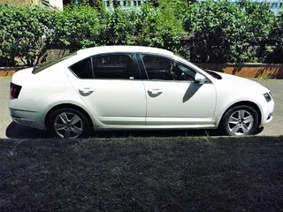 48. e - aukce ČEZ Škoda Octavia Ambition 1,6 TDI, RZ 1TJ0945