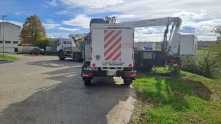 53. e - aukce ČEZ Mercedes Benz G 300 plošina Rothlehner, RZ 8T91498