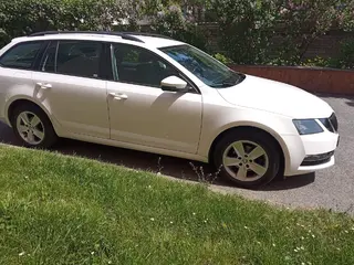 E - aukce ČEZ Škoda Octavia Combi Ambition 1,6 TDI, RZ 1TI4984