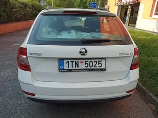 E - aukce ČEZ Škoda Octavia Combi Ambition 1,6 TDI, RZ 1TN5025
