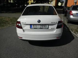 33. e-aukce ČEZ ŠKODA OCTAVIA, RZ 1TI3990