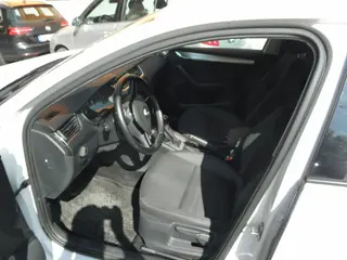33. e-aukce ČEZ ŠKODA OCTAVIA, RZ 1TI3990
