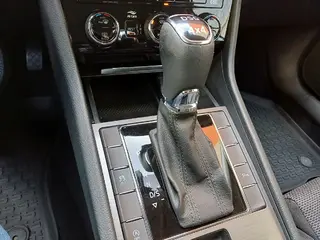 53. e - aukce ČEZ Škoda Superb Combi Style 2,0 TDI, RZ 1TT5241
