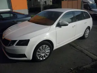  35. e-aukce ČEZ ŠKODA OCTAVIA, RZ 1TF7441