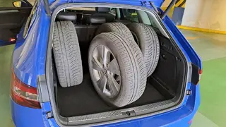 E - aukce ČEZ Škoda Superb Combi Grt, RZ 1TR2279