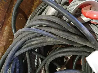 PSJ 51. Příslušenství pro zvedání břemen, elektro kabel