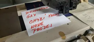 Styl 627. Šicí stroj JUKI -dirkovačka