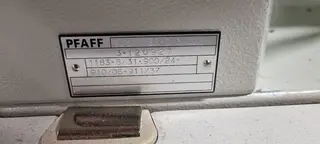 Styl 637. Šicí stroj PFAFF