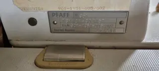 Styl 661. Šicí stroj PFAFF