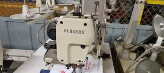 Styl 722. Šicí stroj PEGASUS W500  "pleták"