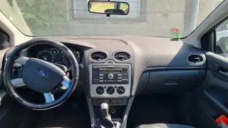  INTORA 21. Automobil Ford Transit Connect 9T4 9025