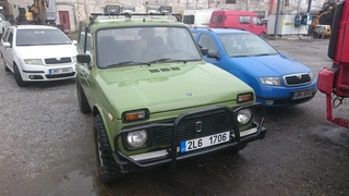 Automobil LADA Niva