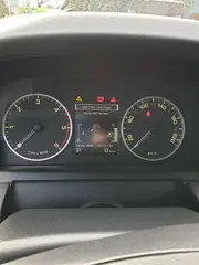 automobil Land Rover Discovery 4 HSE