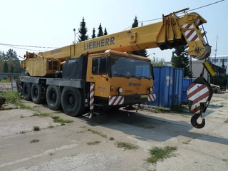 automobil speciální Liebherr