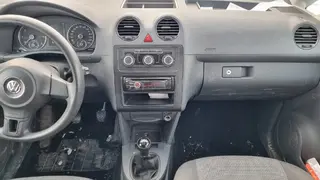 18 ROLUC automobil VW CADDY 1.6 TDI, RZ. 7T71145