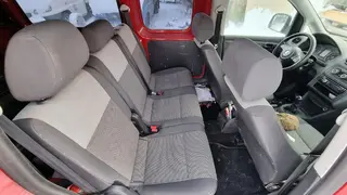 18 ROLUC automobil VW CADDY 1.6 TDI, RZ. 7T71145