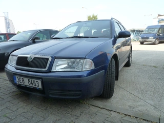 automobily Škoda Felicia a Octavia