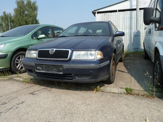 automobily Škoda Felicia a Octavia