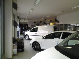 Autosalon, Havl.Brod, ul.Jihlavská - ROSS Holding