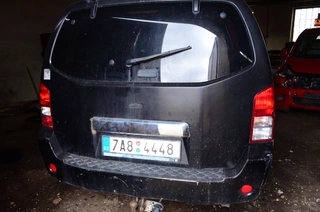 B16 - Nákladní automobil NISSAN PATHFINDER - VGP s.r.o.