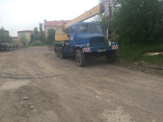 B8 - automobily Praga - VGP s.r.o.