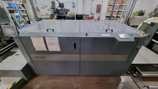 BOOM TISK 02 Dynamický perforátor TECNAU TC 8300